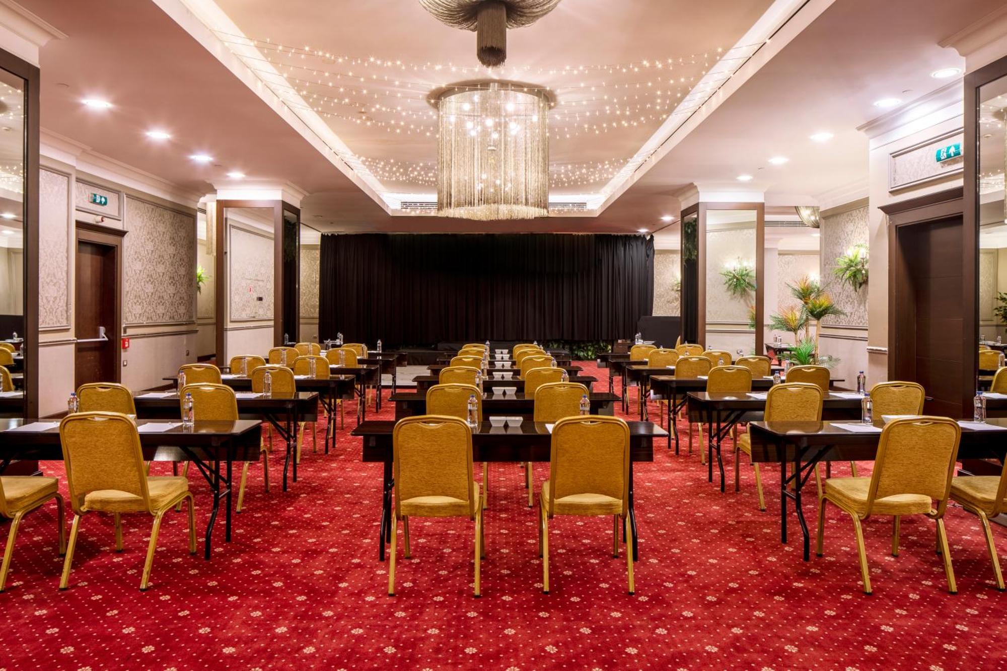איסטמבול Holiday Inn Sisli By Ihg מראה חיצוני תמונה