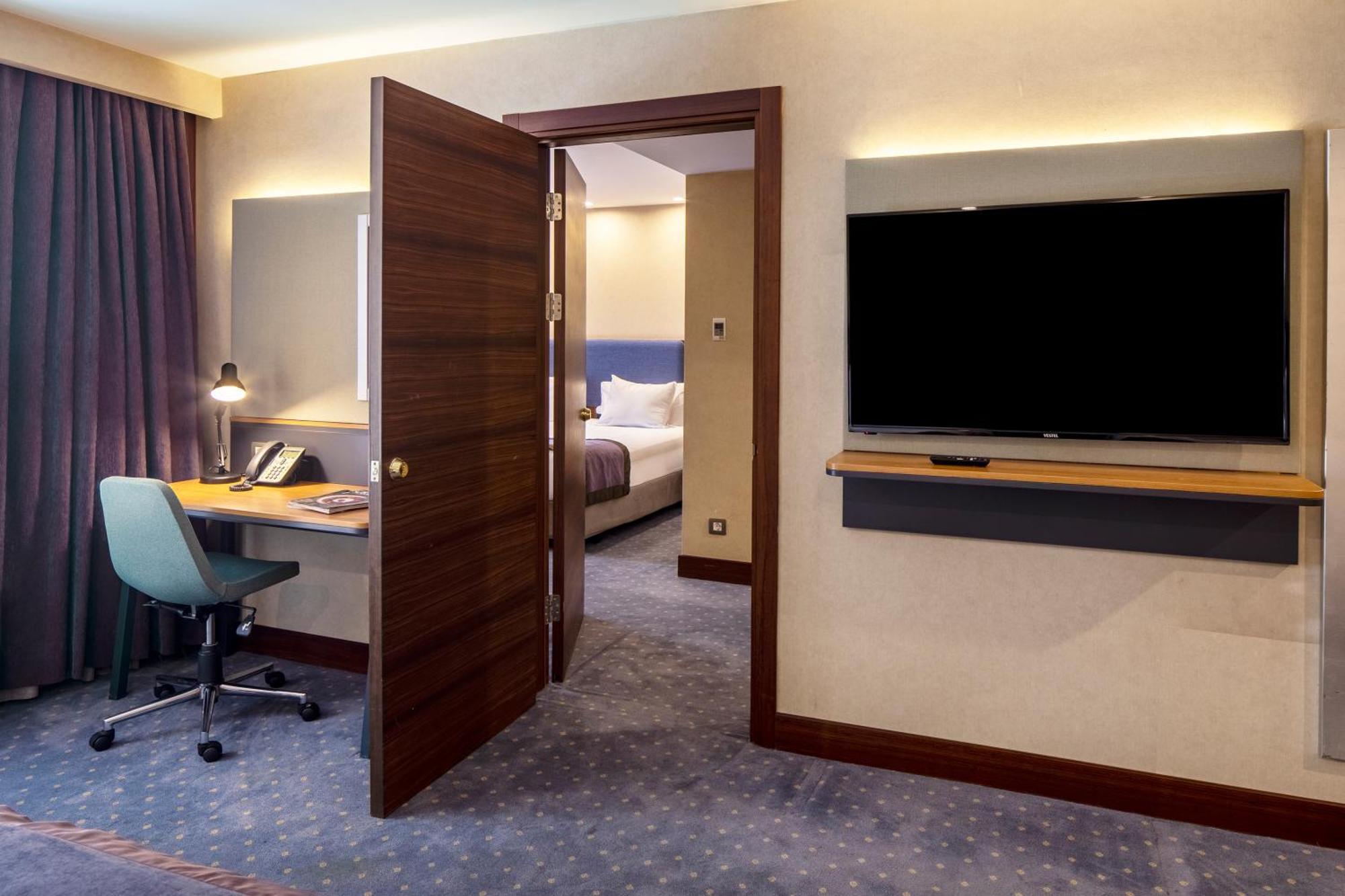איסטמבול Holiday Inn Sisli By Ihg מראה חיצוני תמונה