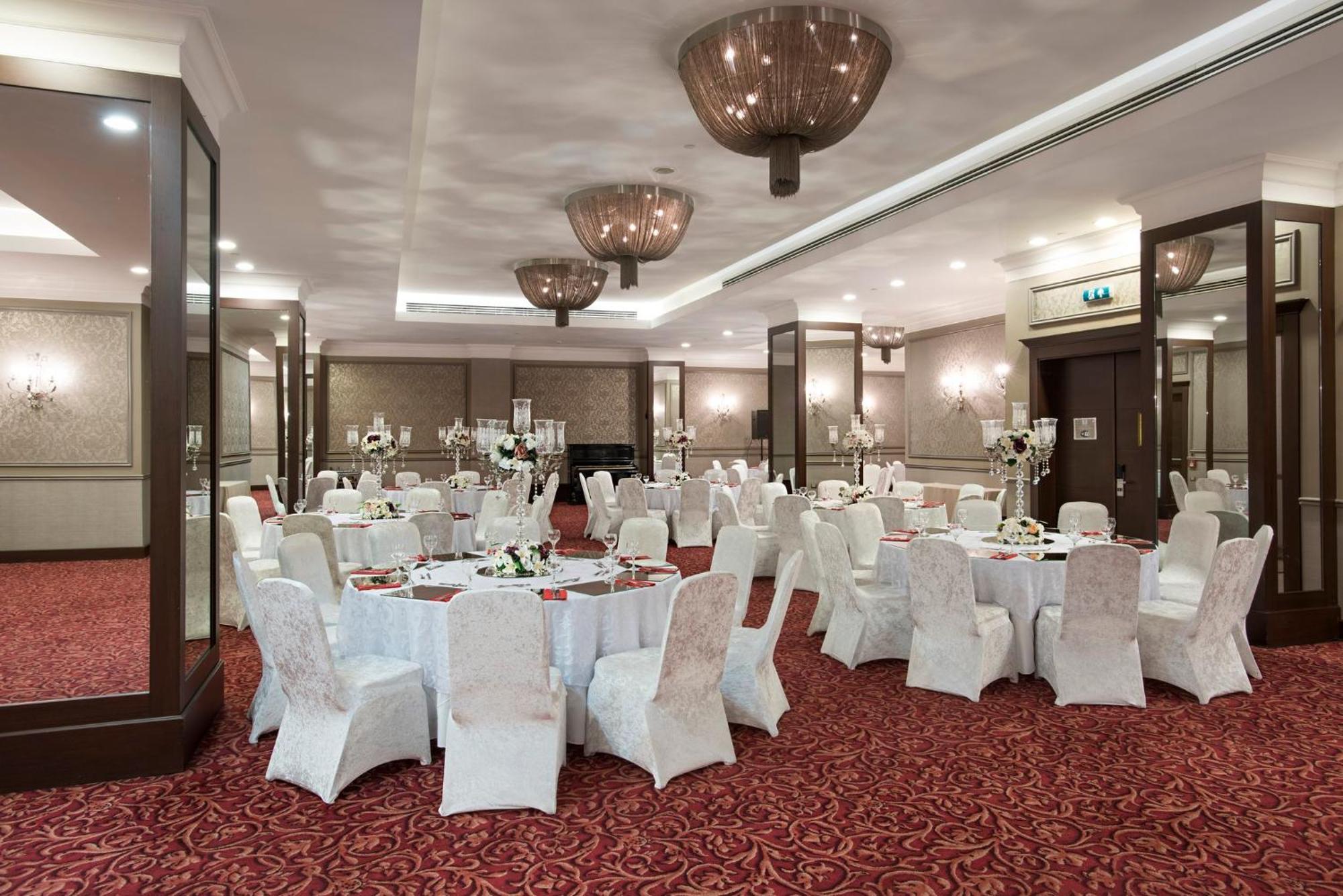 איסטמבול Holiday Inn Sisli By Ihg מראה חיצוני תמונה