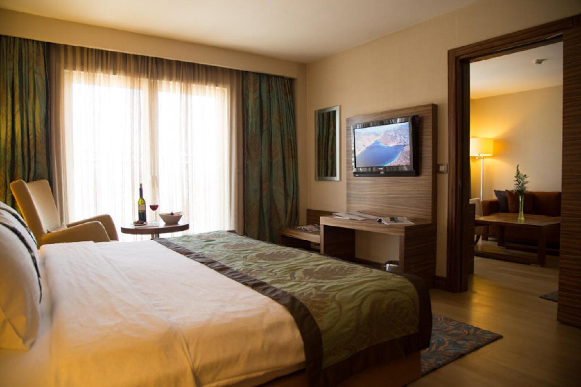 איסטמבול Holiday Inn Sisli By Ihg מראה חיצוני תמונה